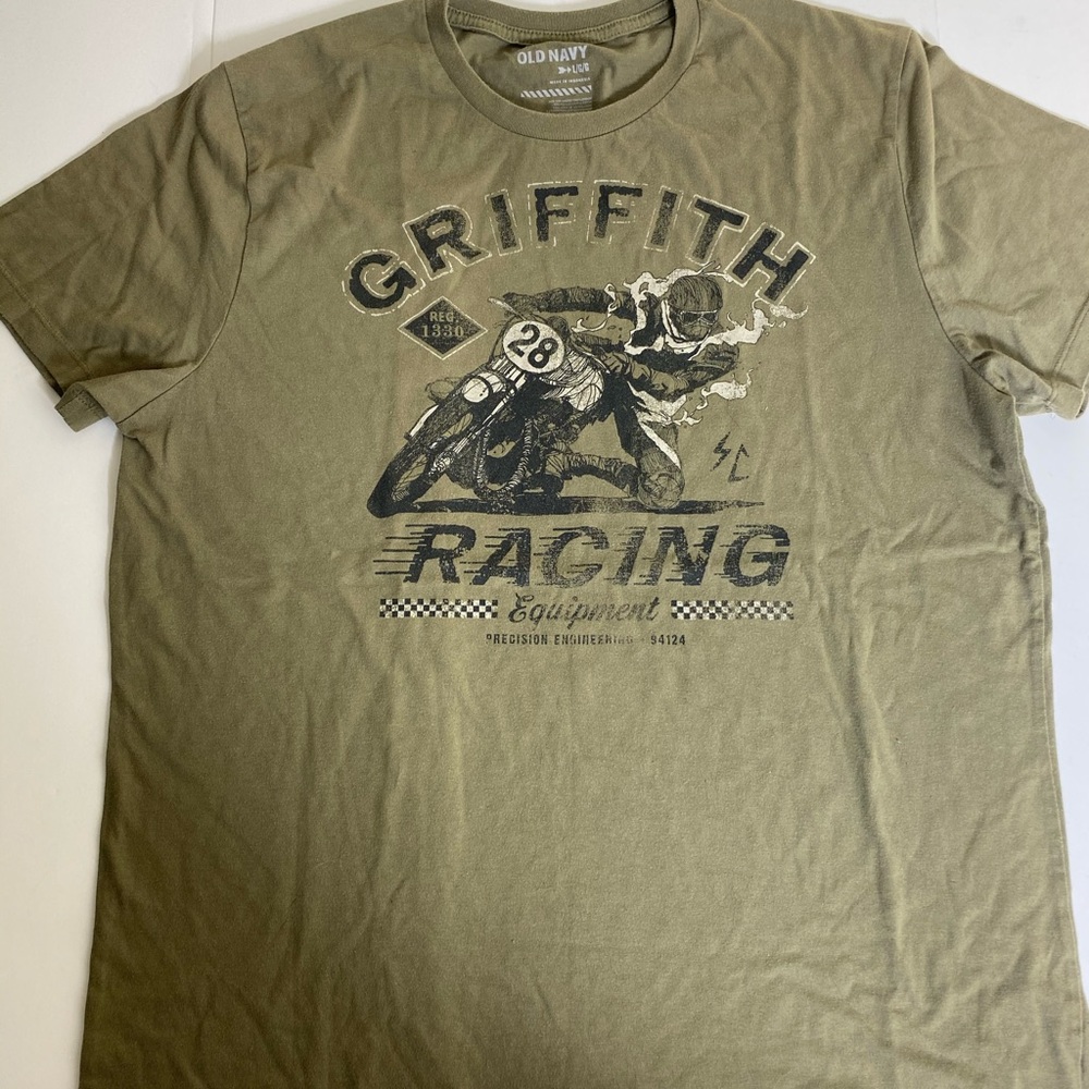 Old Navy Graphic Shirt Size Large